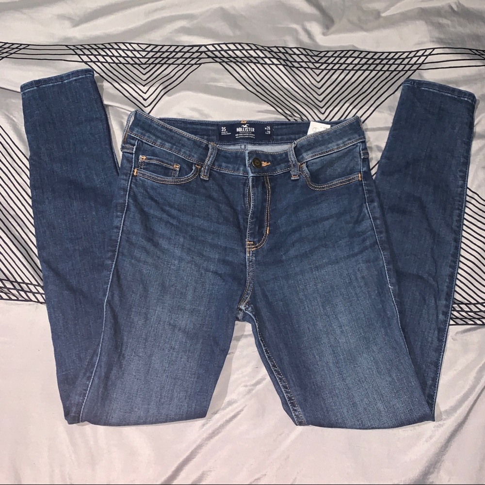 Hollister jeans